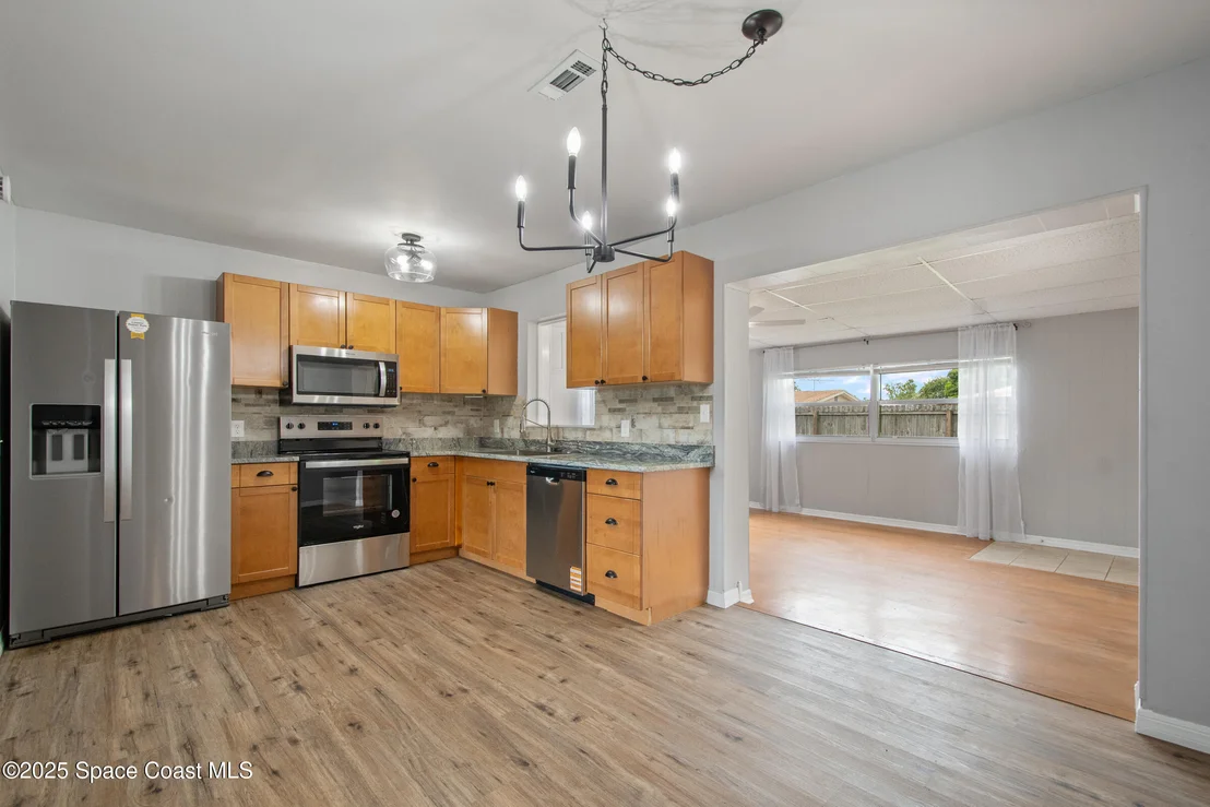 Photo of 620 Clarke Avenue