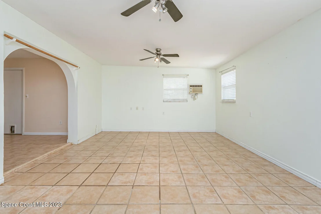 Photo of 3290 Dade Circle NE