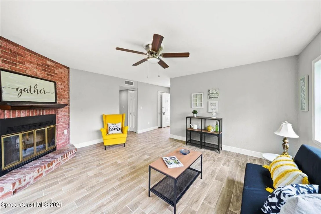 Photo of 900 Temple Drive