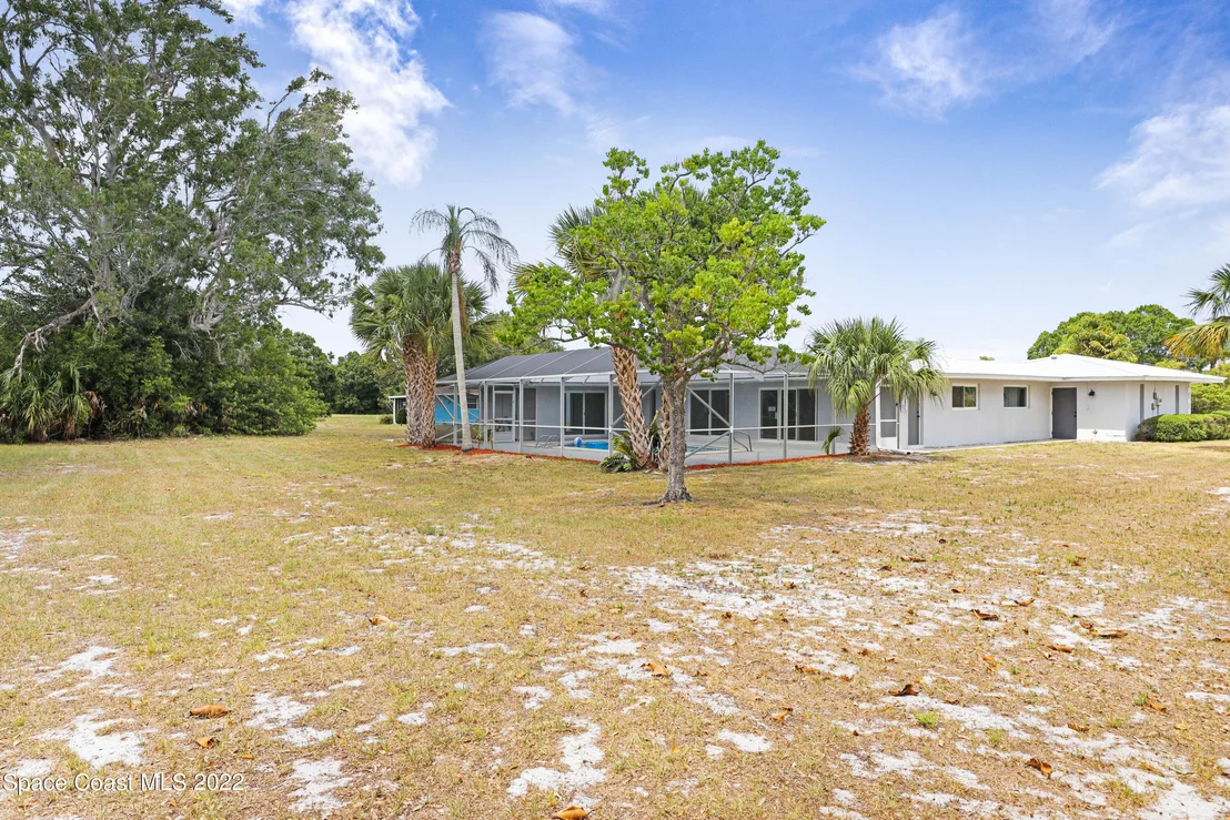 Photo of 950 Waialae Circle NE