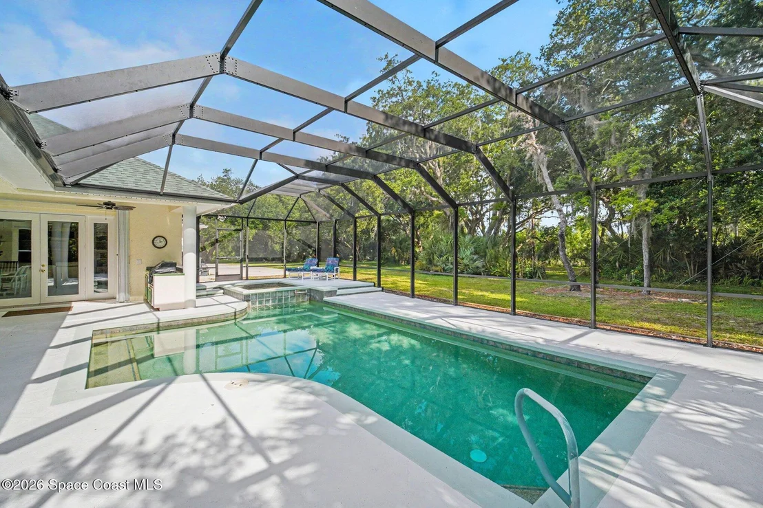 Photo of 4389 Ligustrum Drive