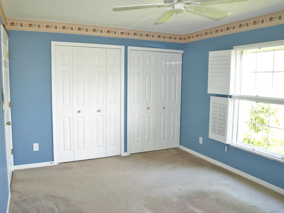 Photo of 283 Twin Lakes Road