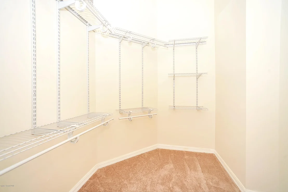 Photo of Unit 1908 at 1908 Parkside Place