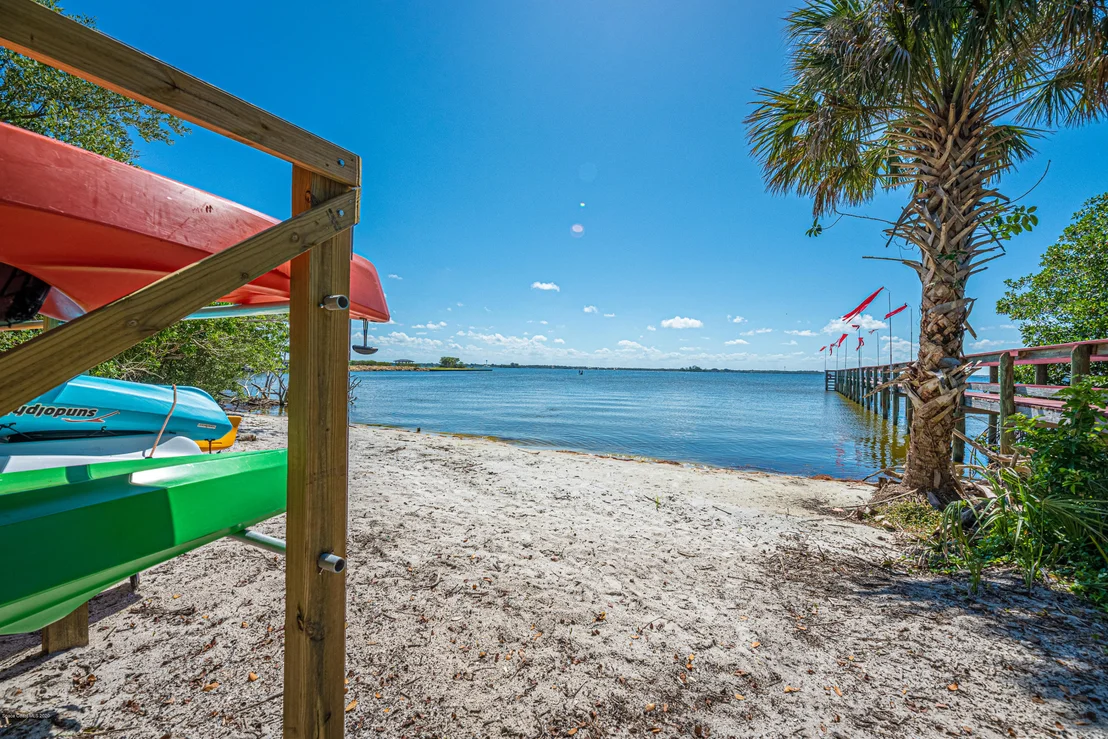 Photo of 312 Island Drive