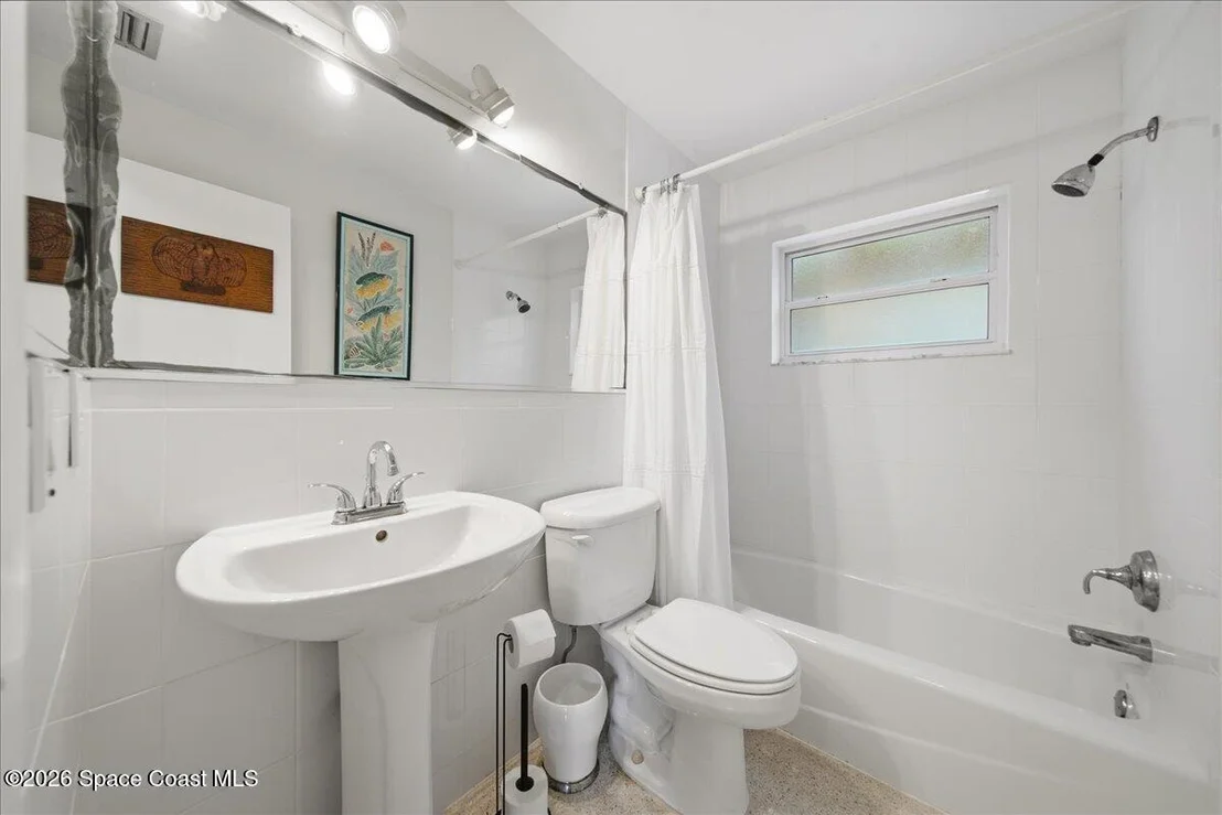 Photo of 180 5th Street
