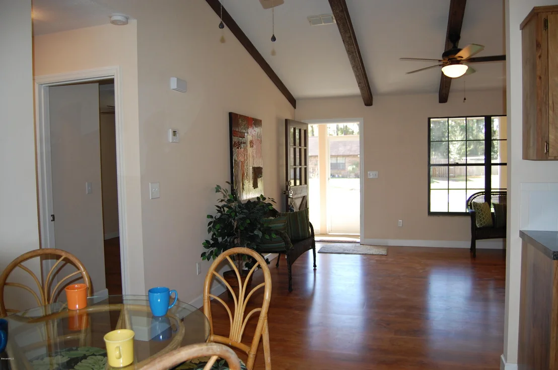 Photo of 6411 Cable Avenue