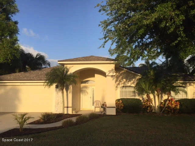 Photo of 6760 Opal Avenue