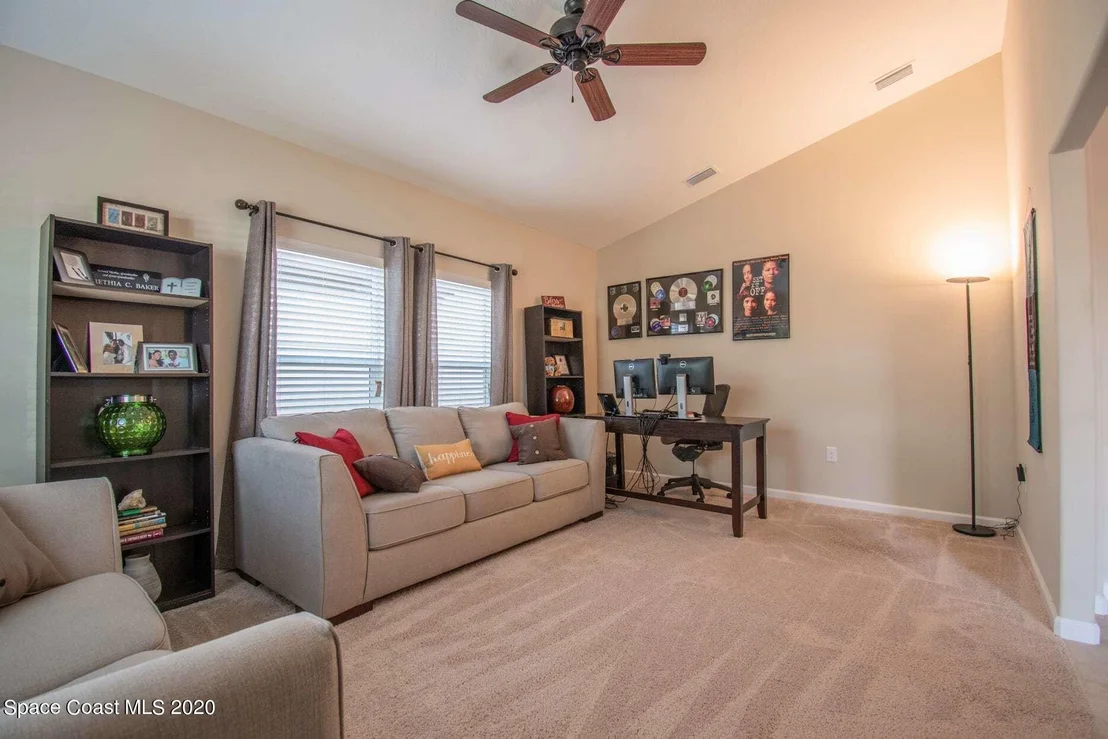 Photo of 1190 Dillard Drive SE