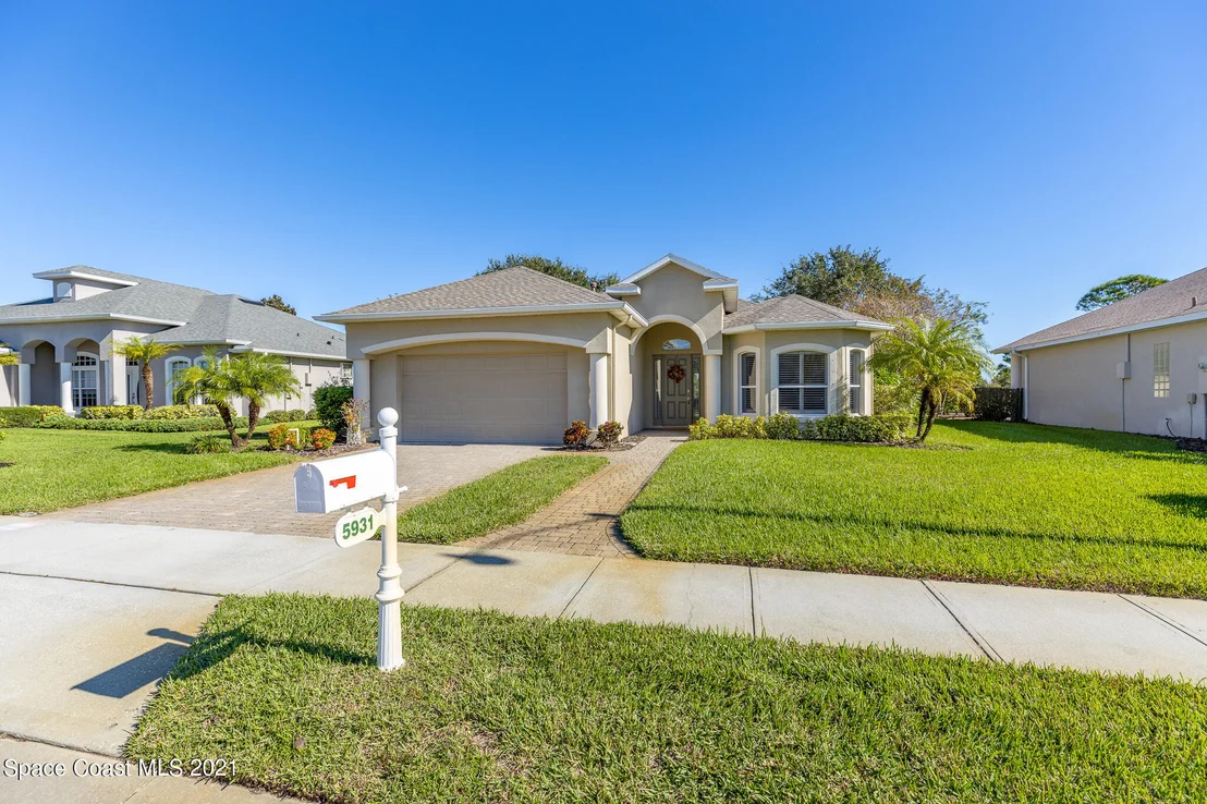 Photo of 5931 Herons Landing Drive