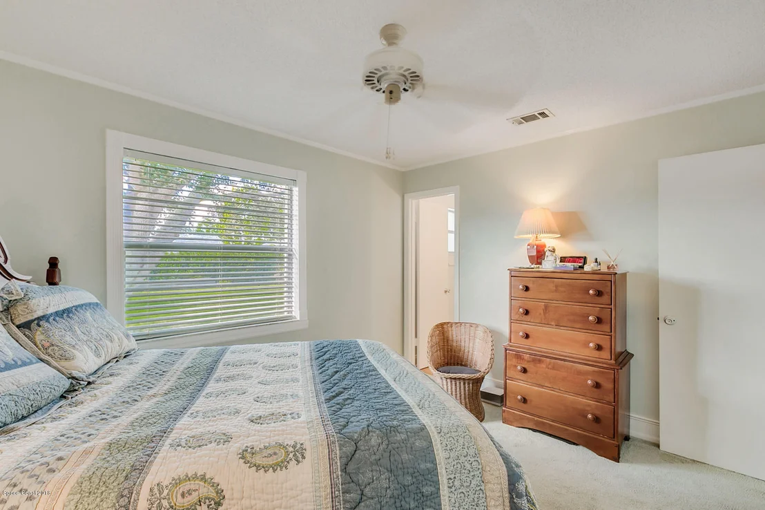 Photo of 2775 Pembroke Road