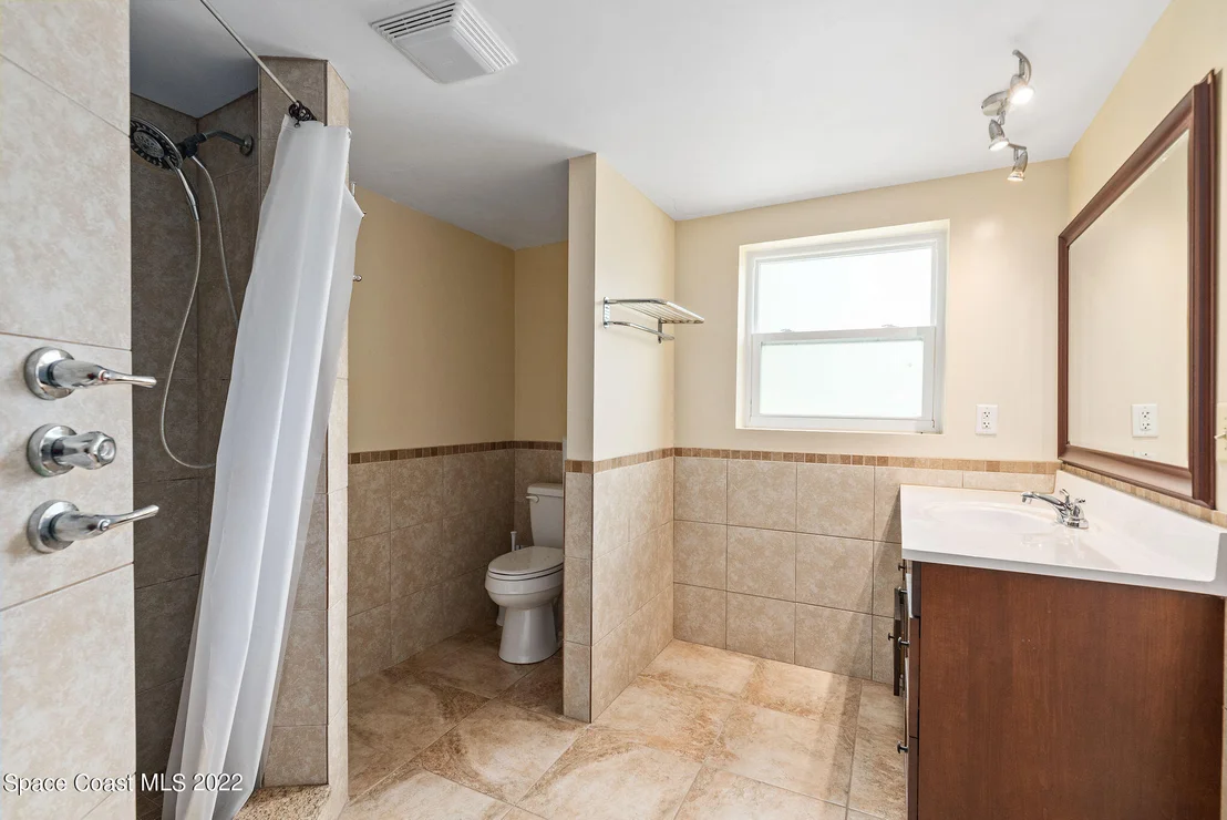 Photo of 32 Knollwood Drive