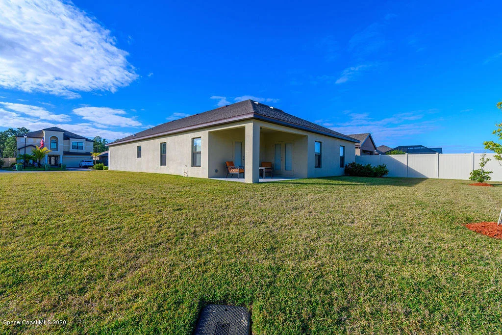 Photo of 984 Musgrass Circle