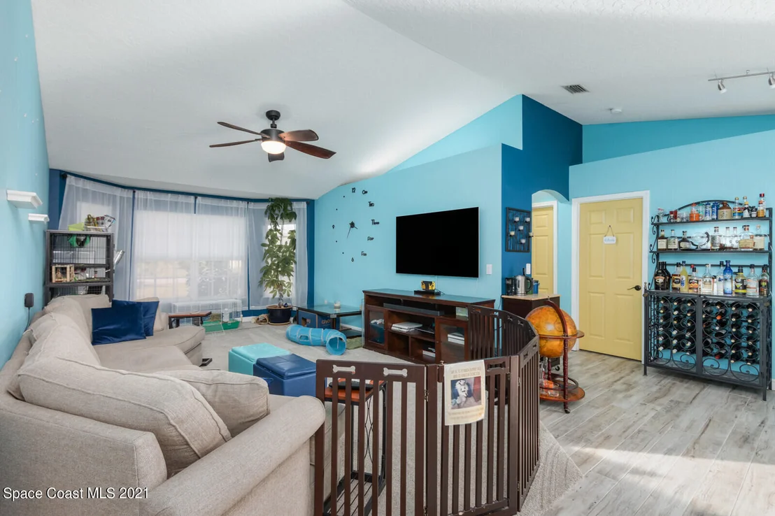 Photo of 160 Palm Circle