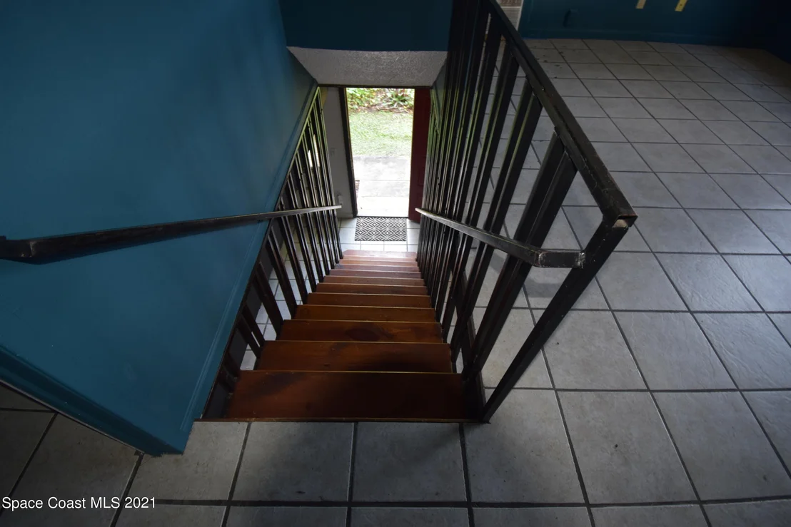 Photo of Unit 17 at 4416 Overlook Drive