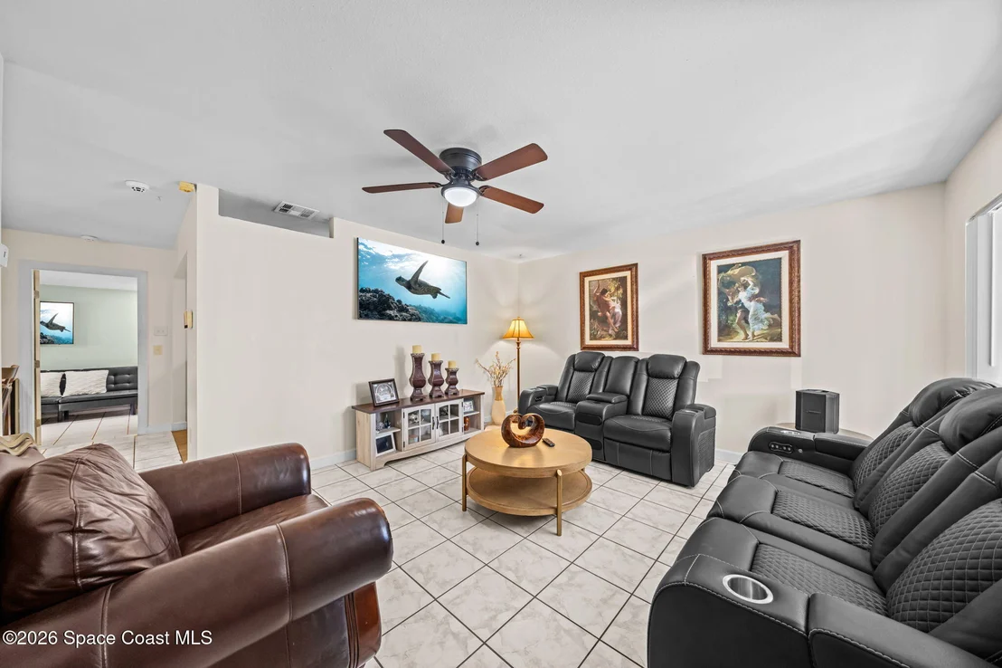 Photo of 1038 Hooper Avenue NE