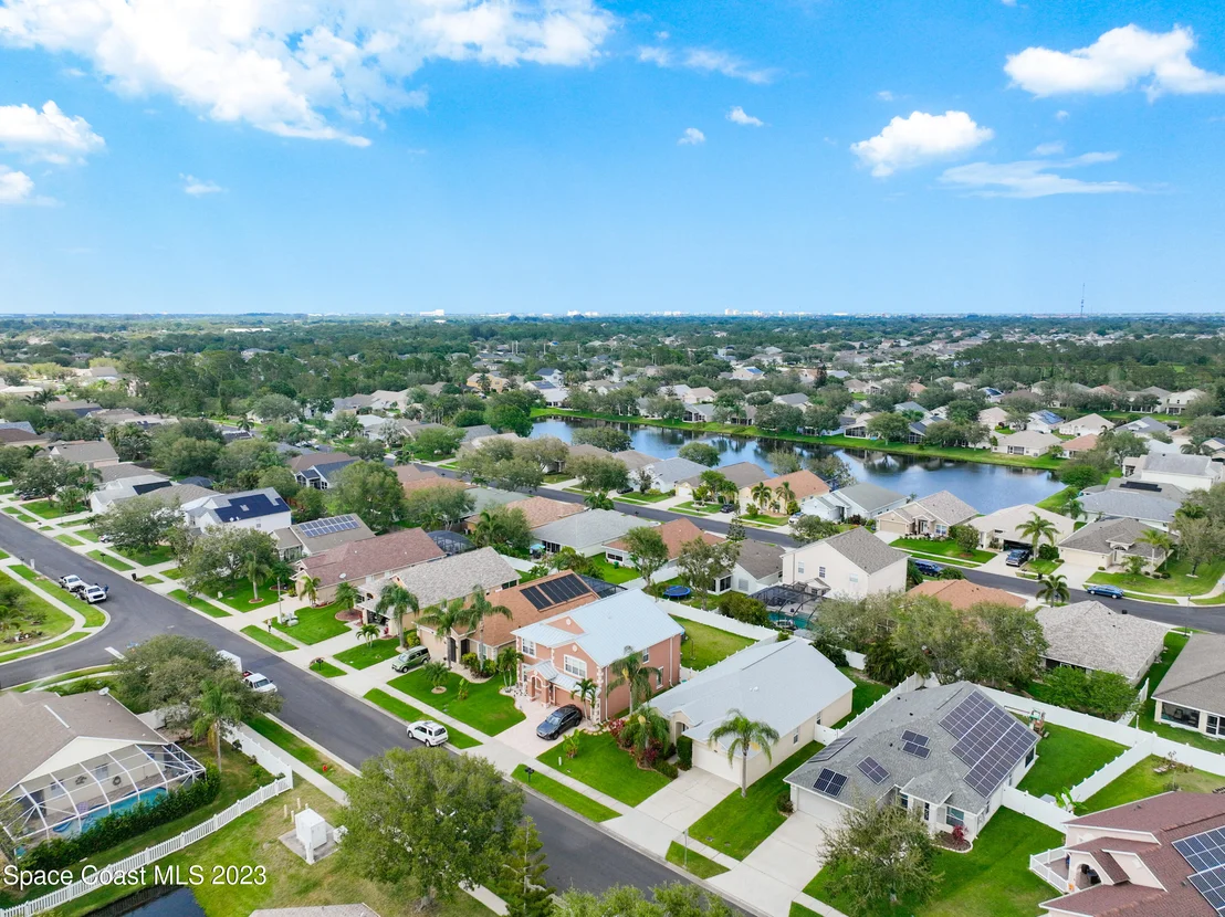 Photo of 324 Sedgewood Circle
