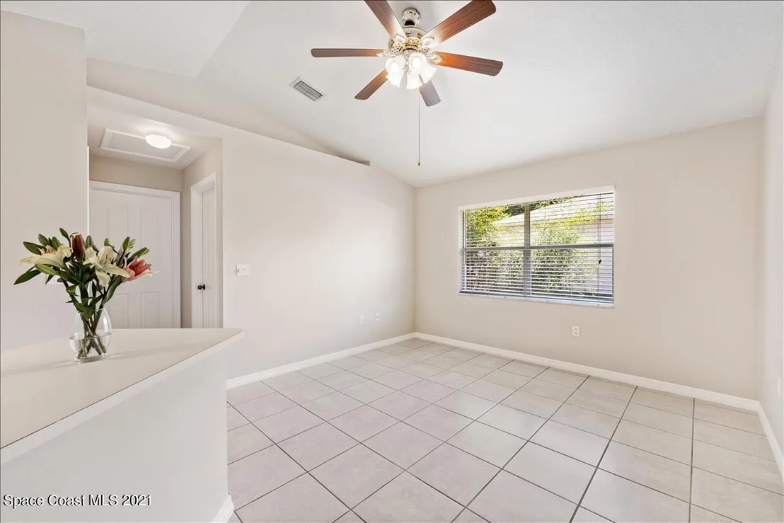 Photo of 5835 Keystone Avenue