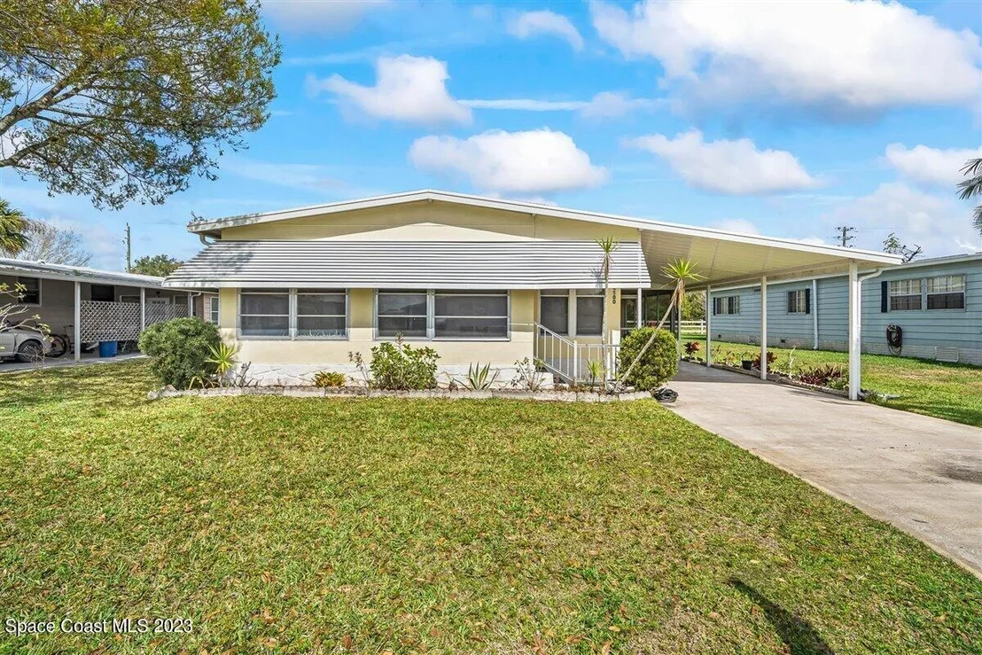Photo of 4500 Gail Boulevard