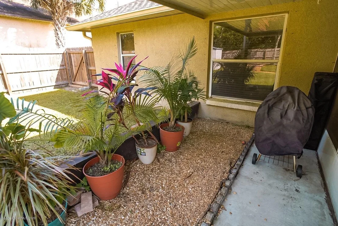 Photo of 255 Saldon Lane