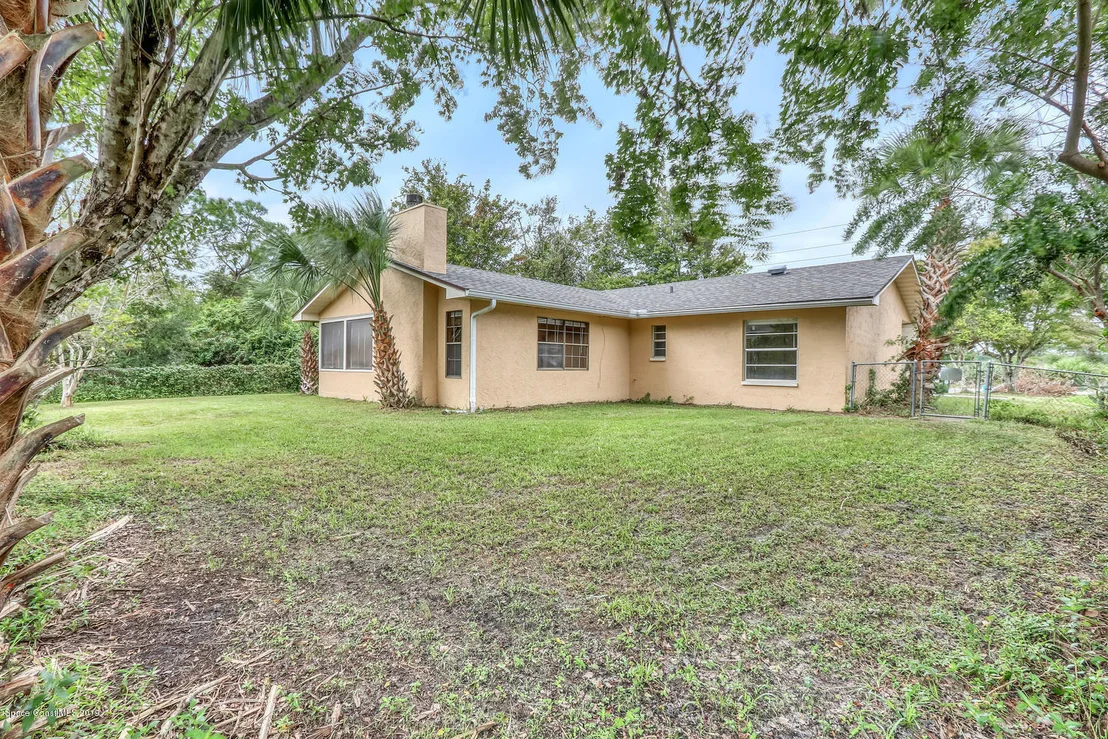 Photo of 3214 Jupiter Boulevard SE