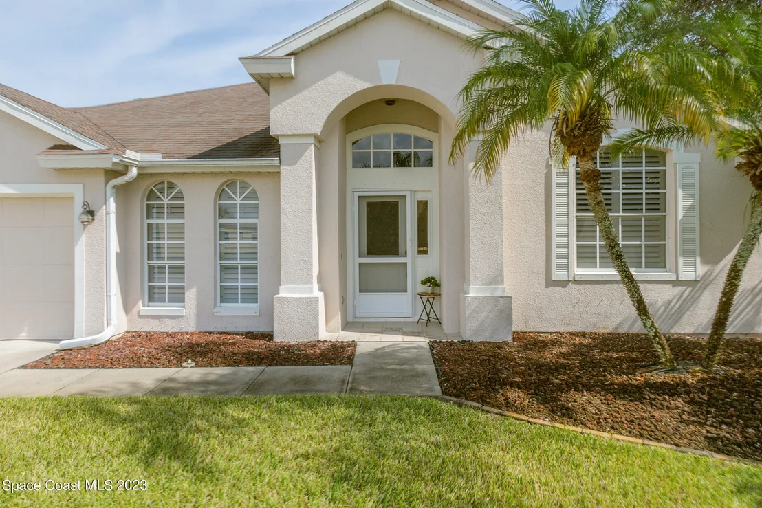 Photo of 4033 Estancia Way