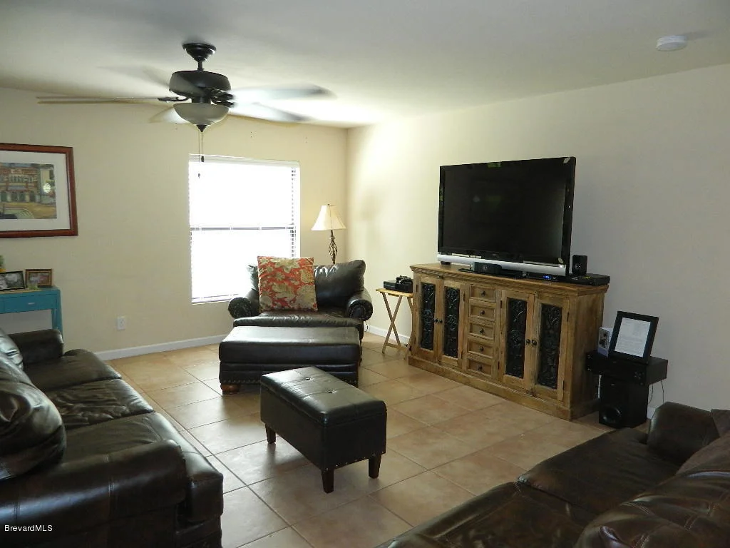 Photo of 295 Dryden Circle