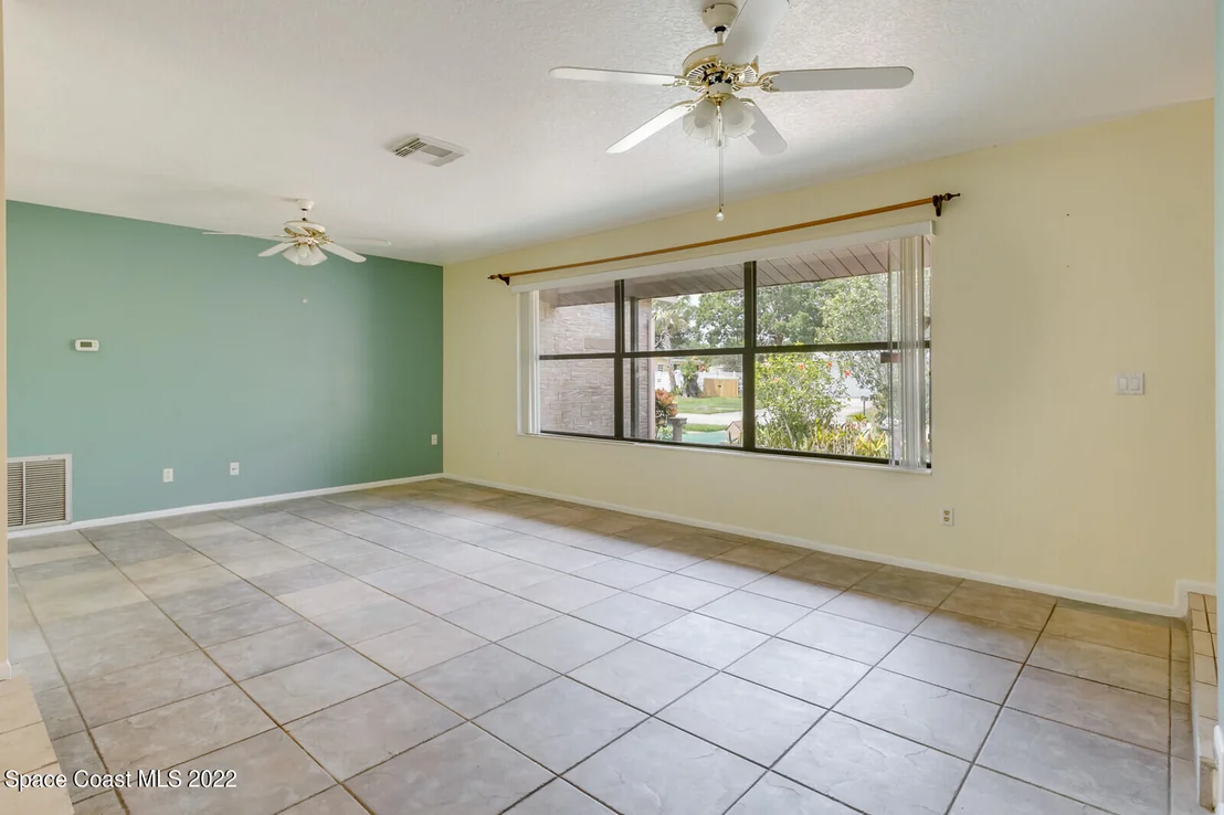 Photo of 1815 Cadillac Circle N