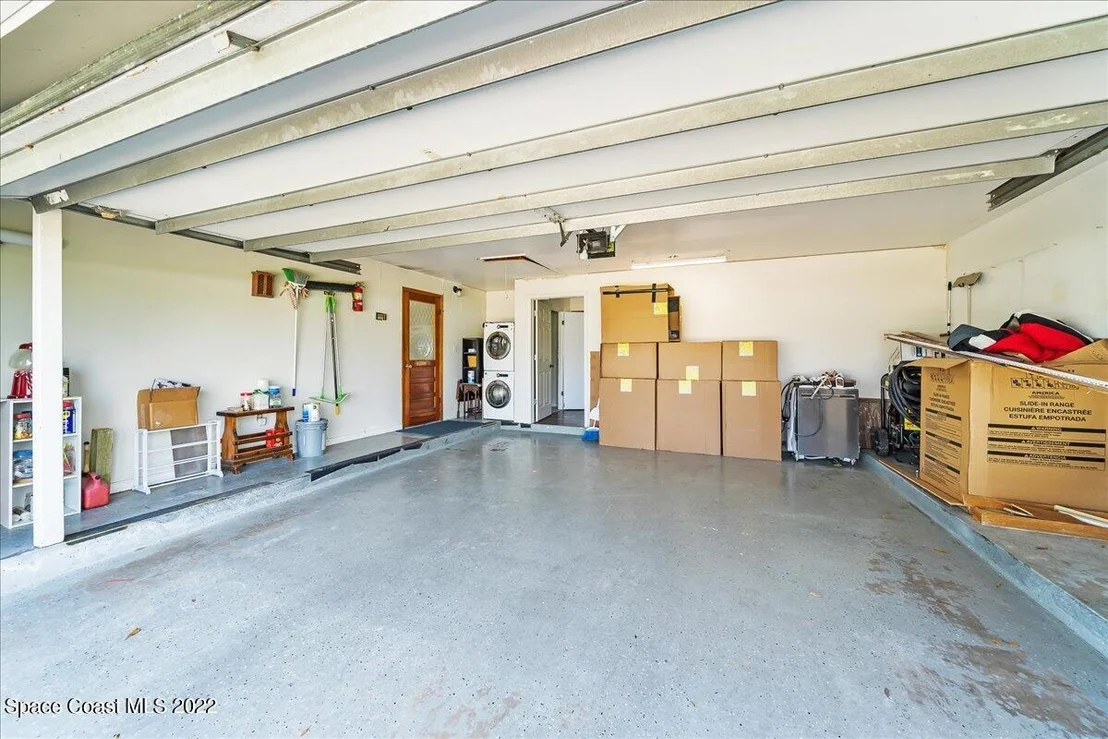 Photo of 3685 Burkholm Road