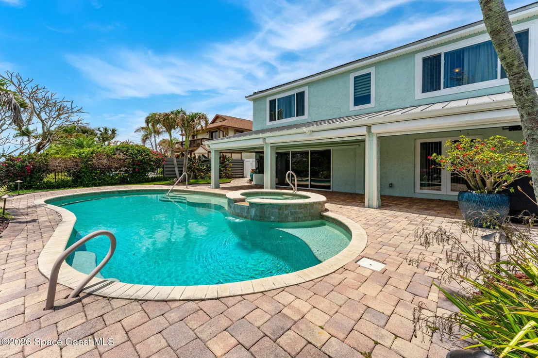 Photo of 310 Kent Drive