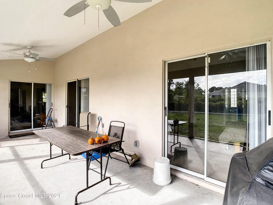 Photo of 3655 Felda Street