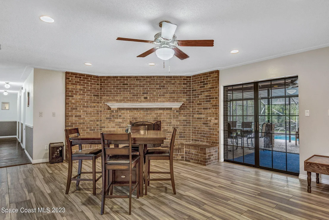 Photo of 2281 Friday Road