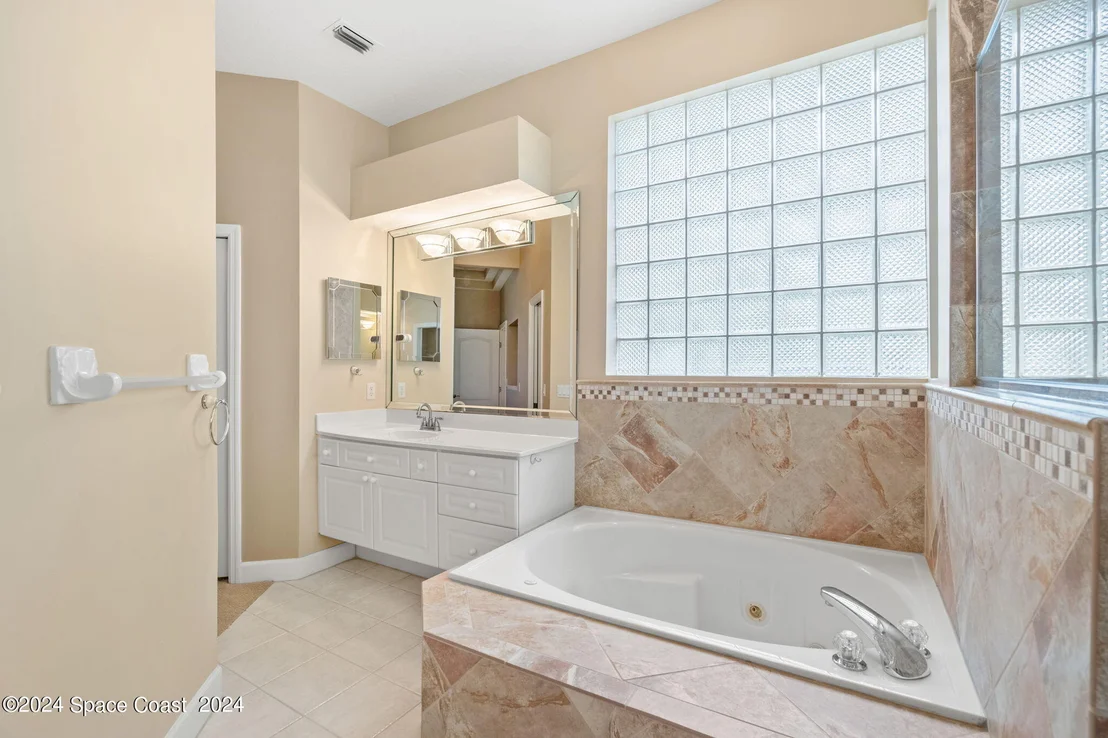 Photo of 5720 Herons Landing Drive
