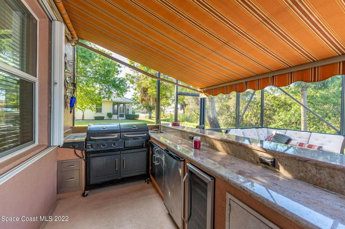 Photo of 1358 Centennial Way