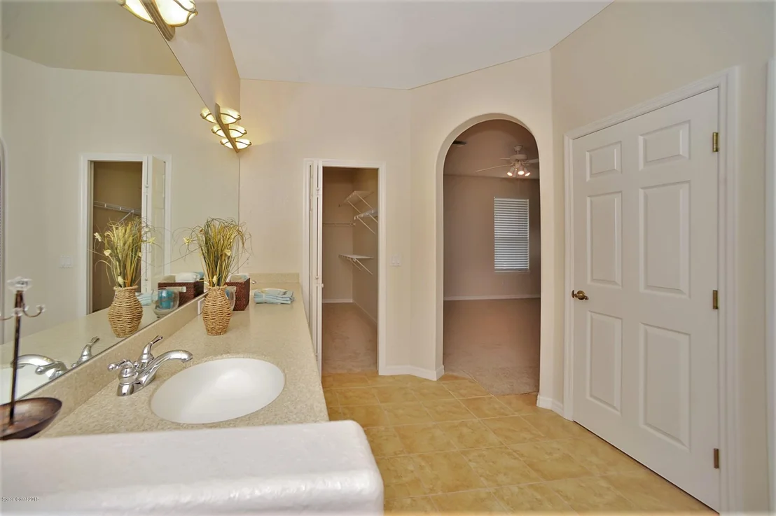 Photo of 2553 Woodfield Circle
