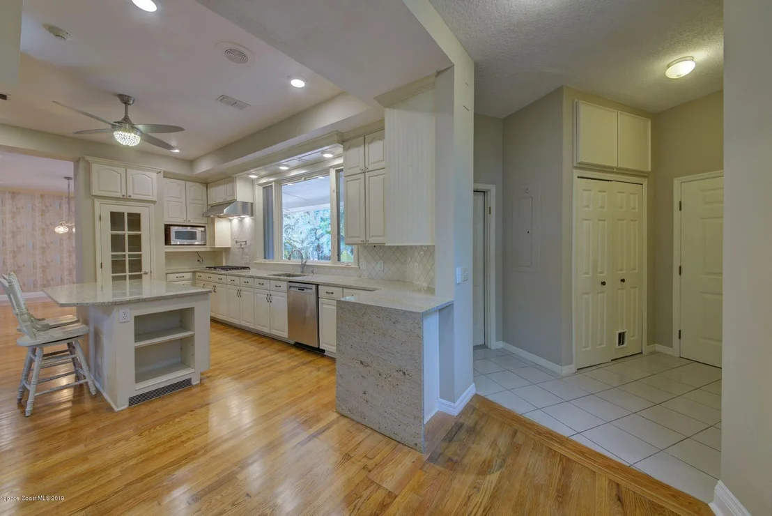 Photo of 1511 Rockledge Drive