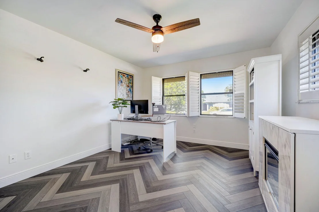 Photo of 2039 Bottlebrush Drive