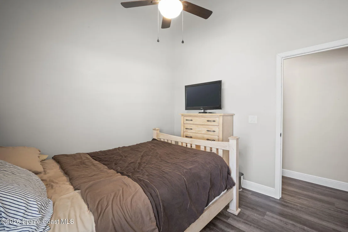 Photo of 894 Jamestown Drive