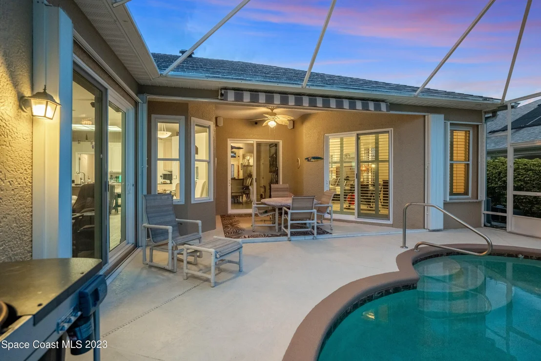 Photo of 665 Carriage Hill Road