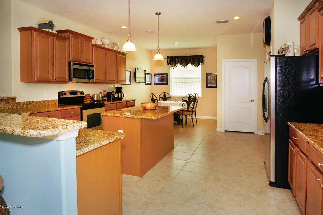 Photo of 6122 Goleta Circle