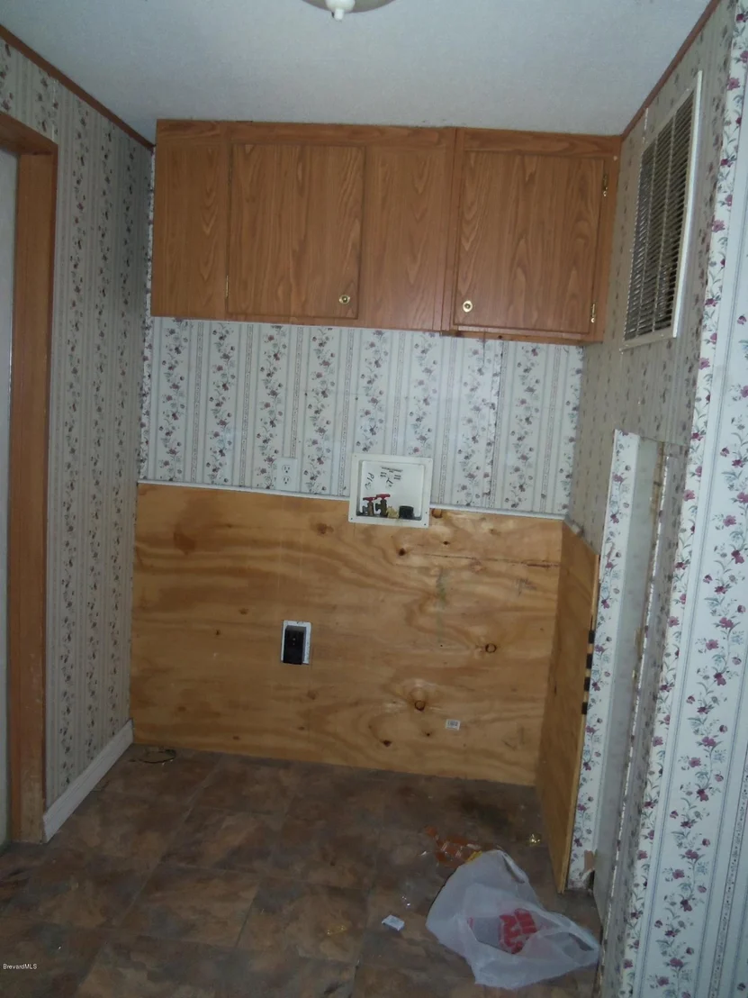 Photo of 6952 Aster Drive