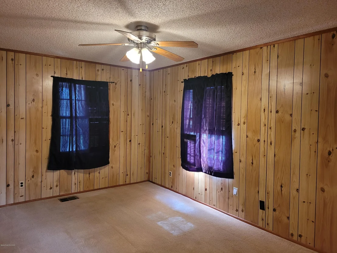 Photo of 351 Pine Avenue