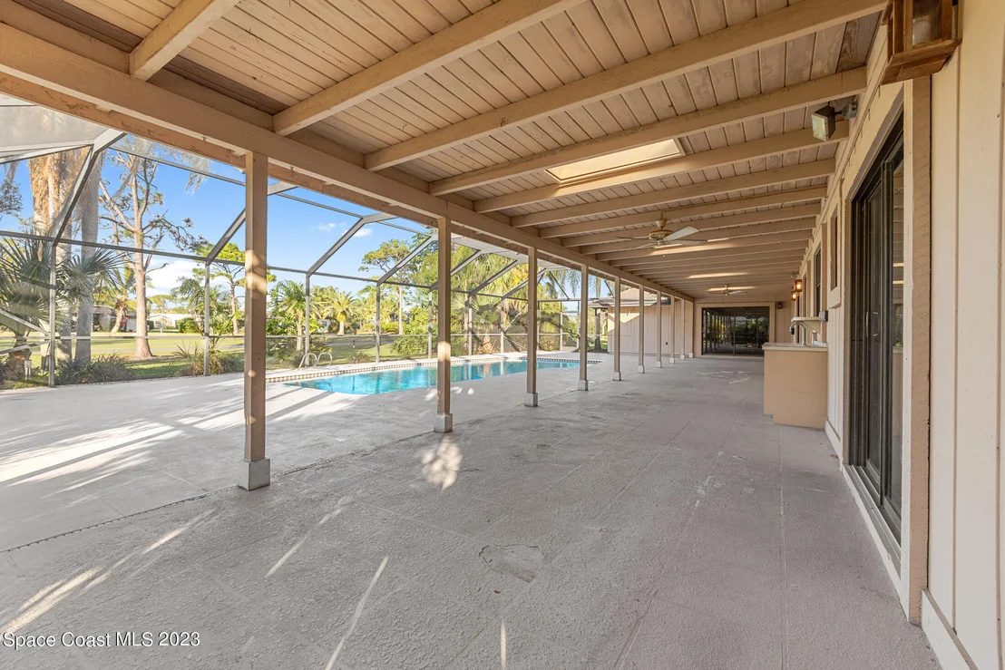 Photo of 730 Whispering Pines Circle