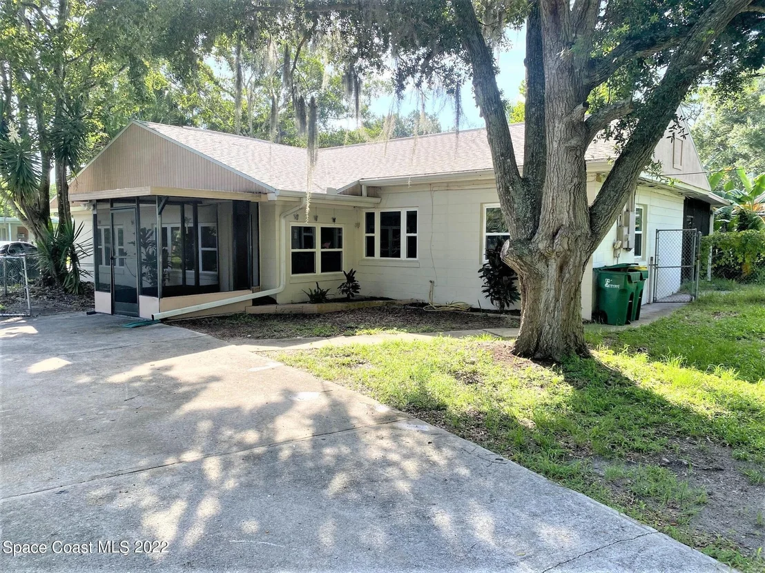 Photo of 362 Palm Avenue