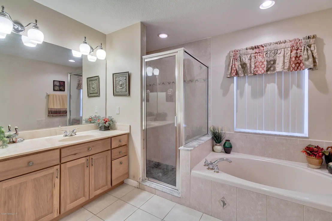 Photo of 607 Sandpiper Circle