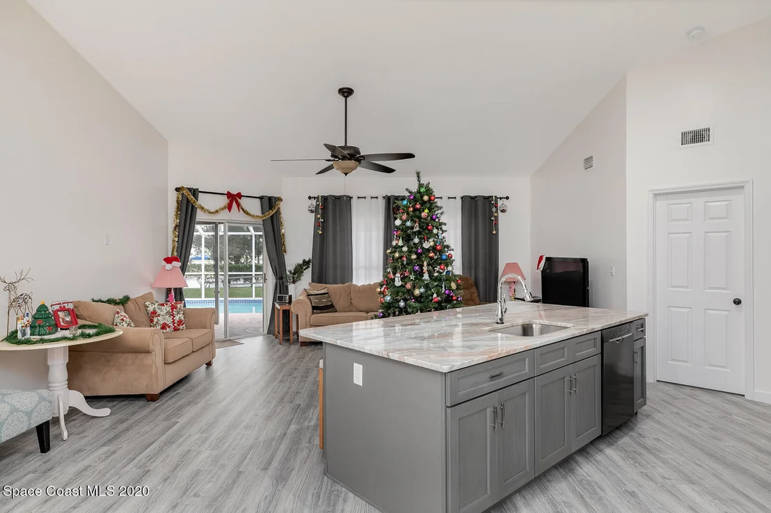 Photo of 1225 Ambra Drive