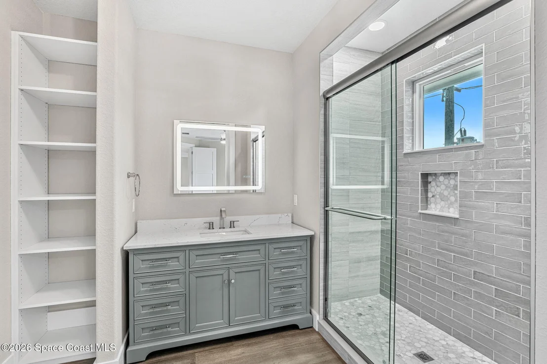 Photo of 1752 N Central Avenue