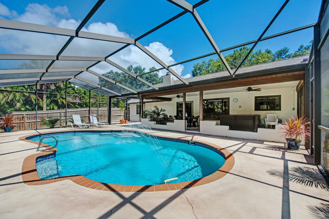 Photo of 1720 Hidden Lake Drive
