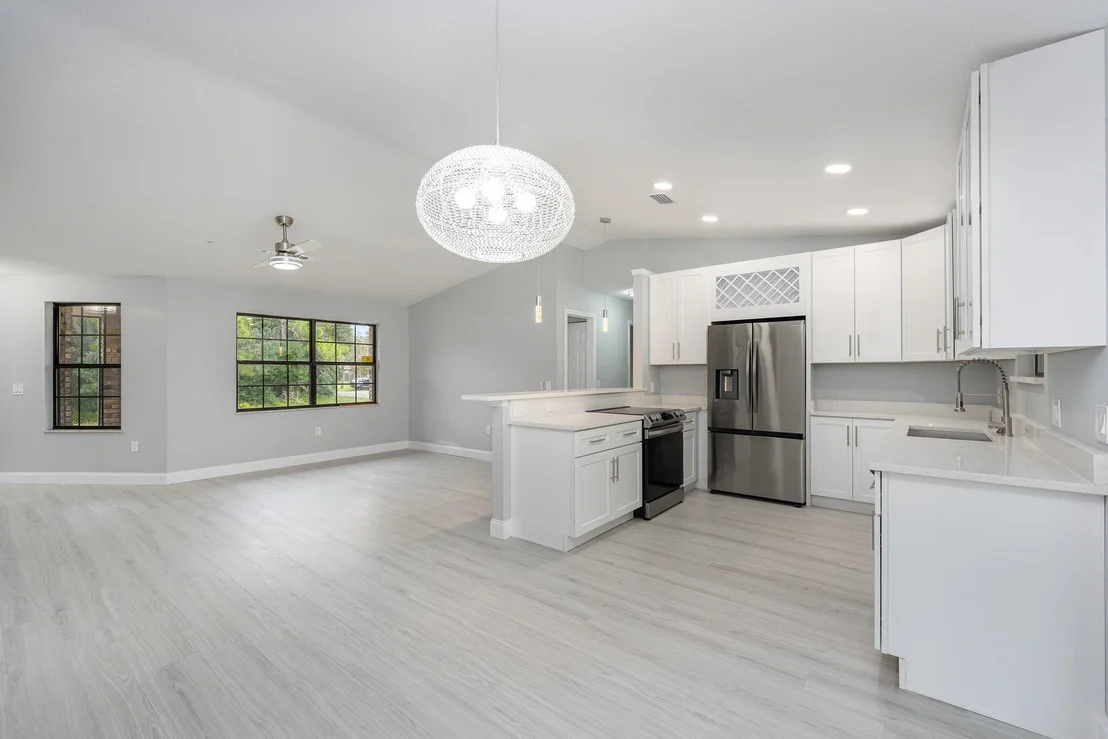 Photo of 6375 Hudson Road