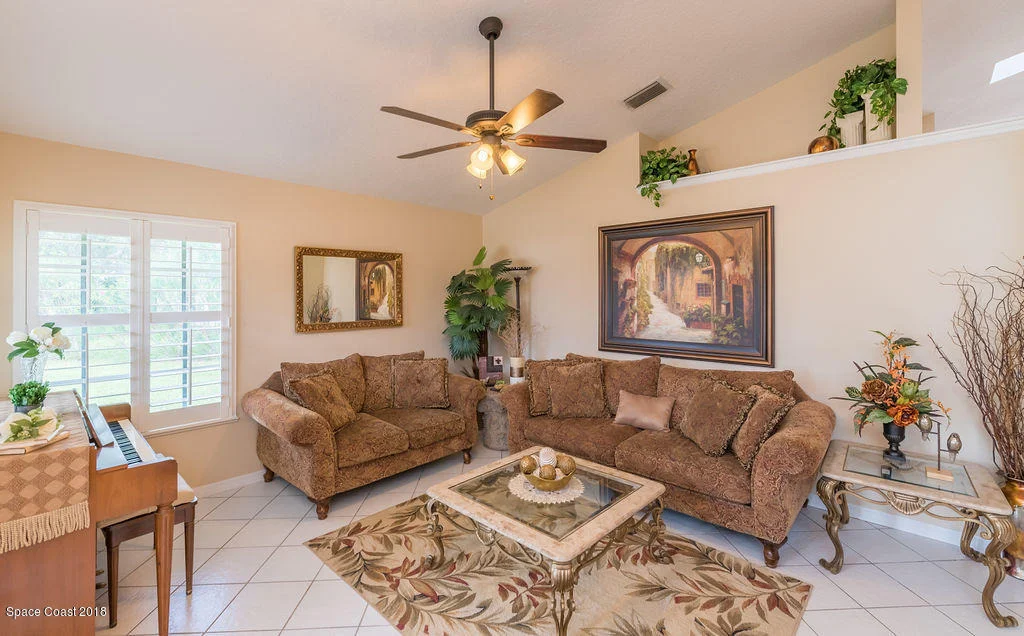 Photo of 1052 Fieldstone Drive