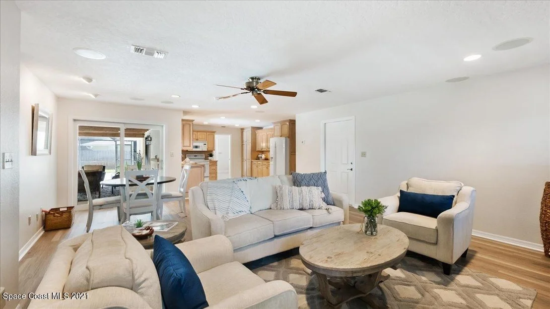 Photo of 528 Solitaire Palm Drive